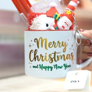 Porque regalar también es un arte… y no siempre requiere un gran presupuesto.Esta temporada te presentamos regalos con intención, donde cada detalle suma para crear un obsequio especial, armonioso y memorable.#regalos #ideas #ideasderegalo #navidad #maquillaje #santa #inka #accesorios