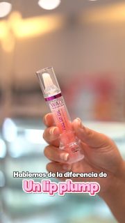 La diferencia está en la textura, el acabado y el efecto.Desde hidratación ligera hasta color intenso, cada uno tiene su momento 💋Guarda este video para cuando no sepas cuál elegir y cuéntame👇
¿cuál es tu favorito?#labios #gloss #maquillaje #lipgloss #makeup