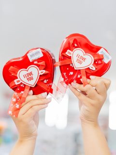 Pequeños regalitos, grandes sentimientos 💕Detalles pensados para sorprender, acompañar una sonrisa y hacer de San Valentín un momento especial.#amor #sanvalentin #regalos #valentinesday #Inkaaccesorios