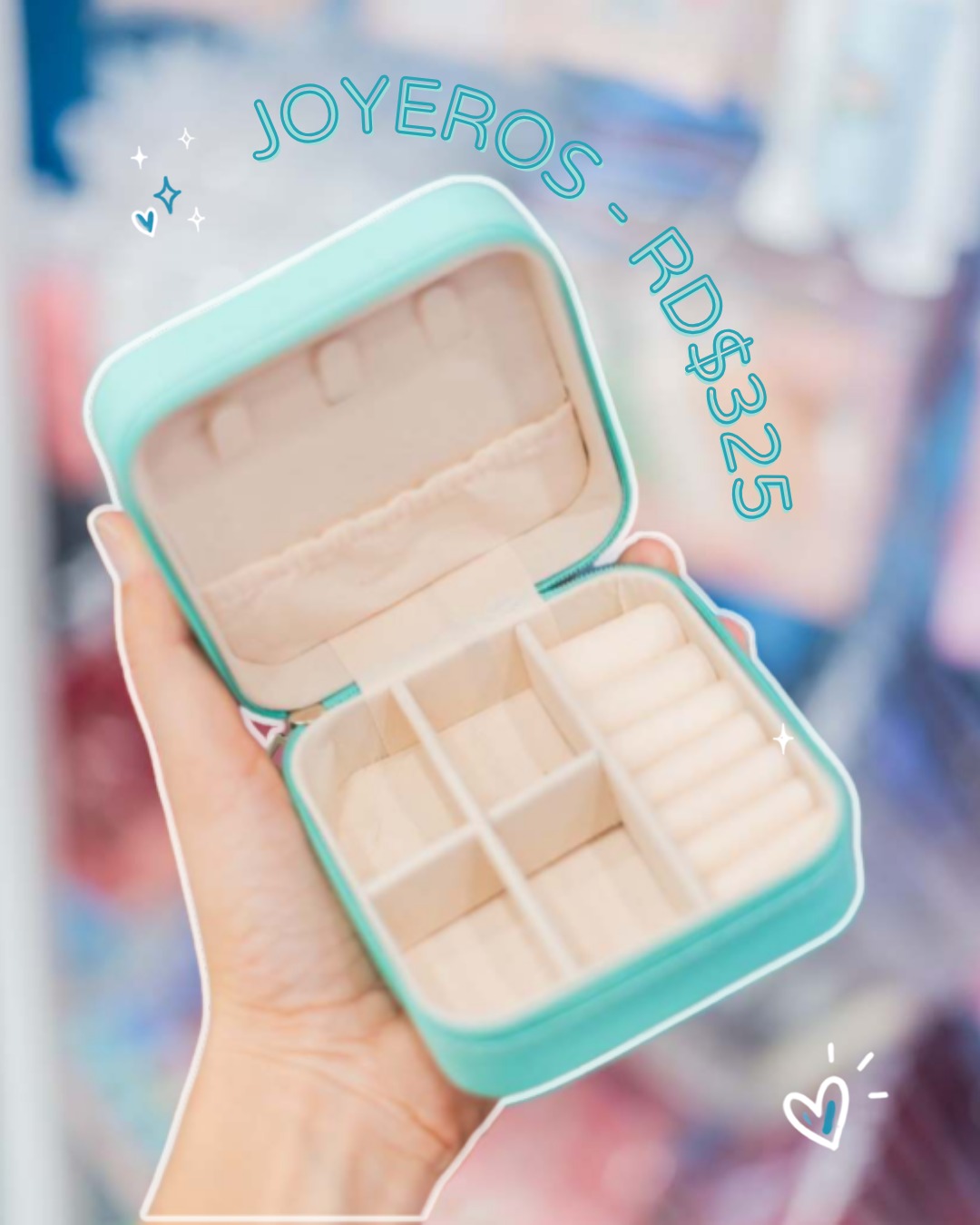 Para las que tienen joyería tirada por todo el cuarto y dicen que no. 🫶Un joyero lindo no es un lujo, es una necesidad. Que tus aretes, cadenas y pulseras tengan su sitio — y que ese sitio sea cute.#Joyero #OrganizaTuJoyeria #AccesoriosCute
#JoyeriaOrganizada #HomeDR