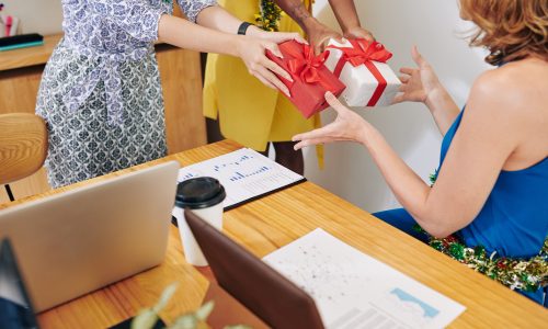 Cómo elegir un regalo cuando no conoces mucho a la persona