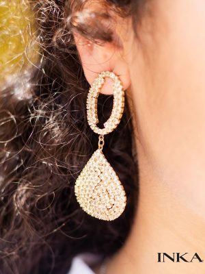 aretes largo dorado