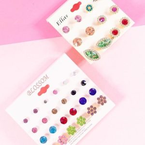 aretes pequeños de colores