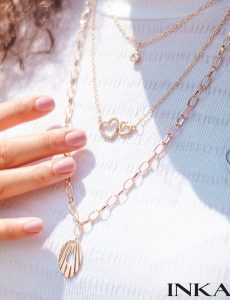 collares