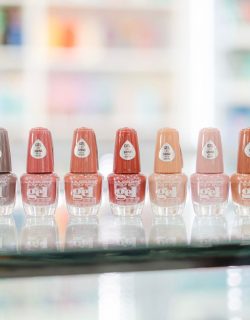 esmaltes en gel en tonos nude
