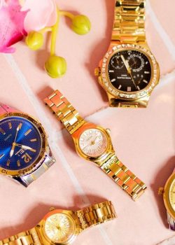 relojes dorados